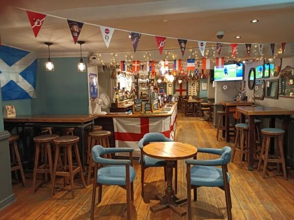 Best Sports Bars in Bristol - The Punch Bowl Ale House