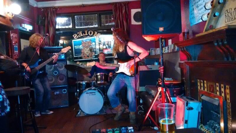 Best Sports Bars in Bishopston - Cat & Wheel