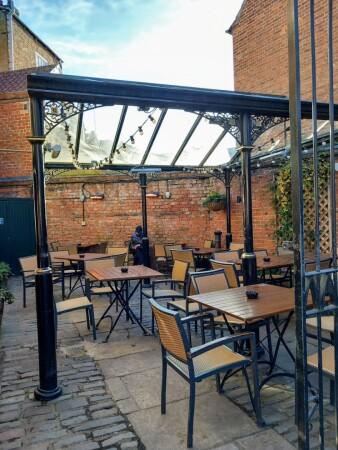 Best Sports Bars in YORK - Cross Keys