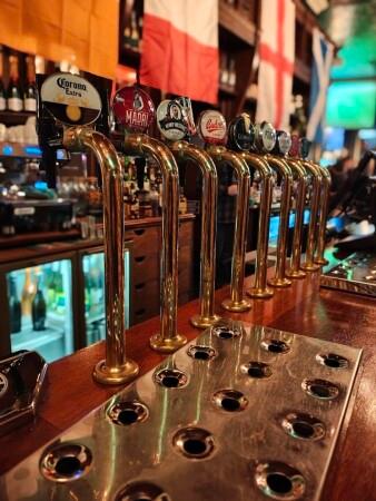 Les Meilleurs Bars à LONDON - Falcon