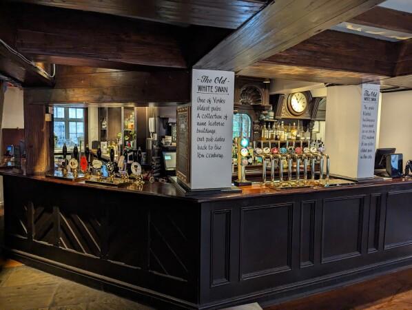Best Sports Bars in YORK - Old White Swan