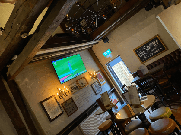 Best Sports Bars in YORK - Old White Swan