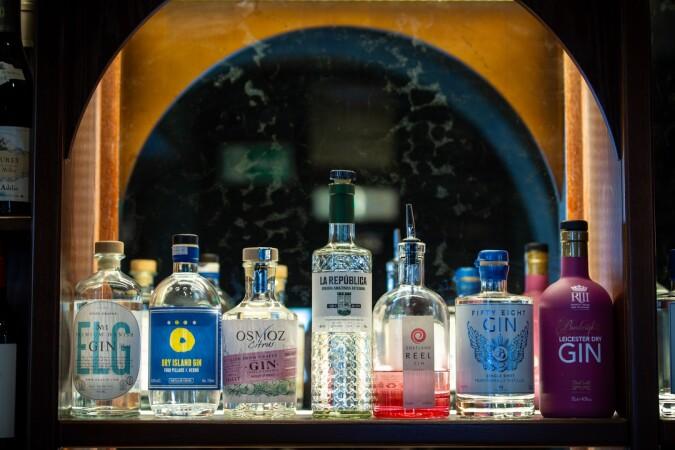 Best Sports Bars in London - The Devereux