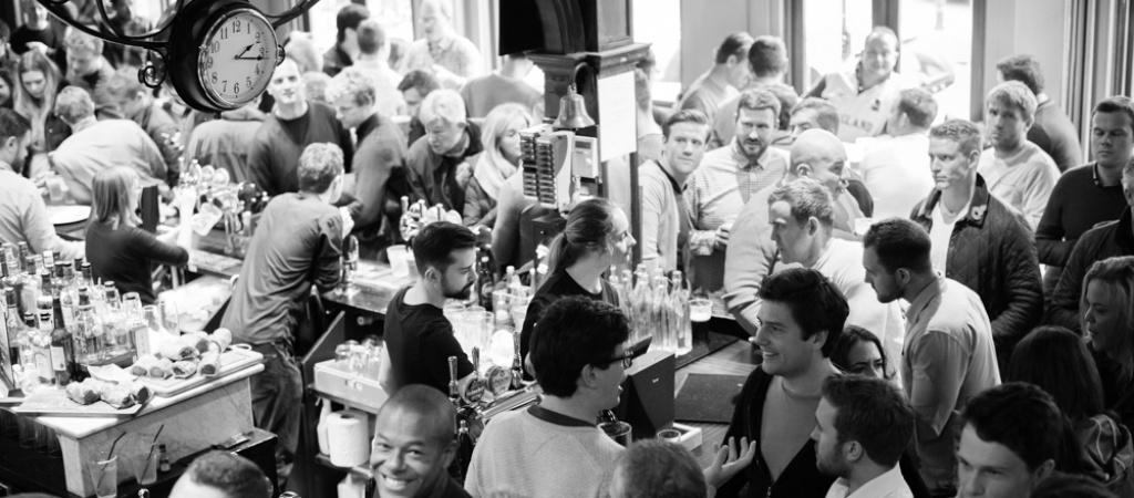 Best Sports Bars in London - Alma