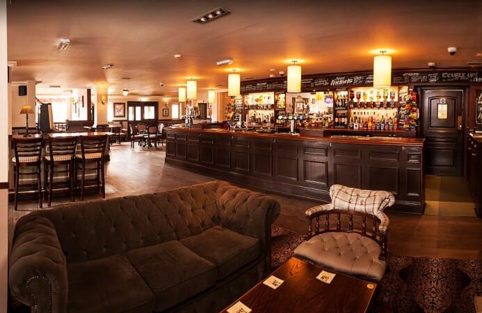 Best Sports Bars in Warrington - Hoop & Mallet