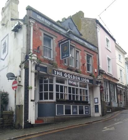 Best Sports Bars in Saint Ives - The Golden Lion