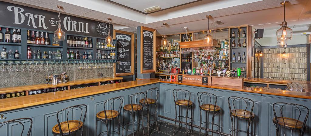 Best Sports Bars in Cork - The Briar Rose Bar & Grill