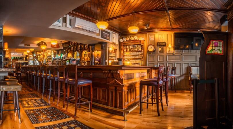 Best Sports Bars in Westmeath - Con's