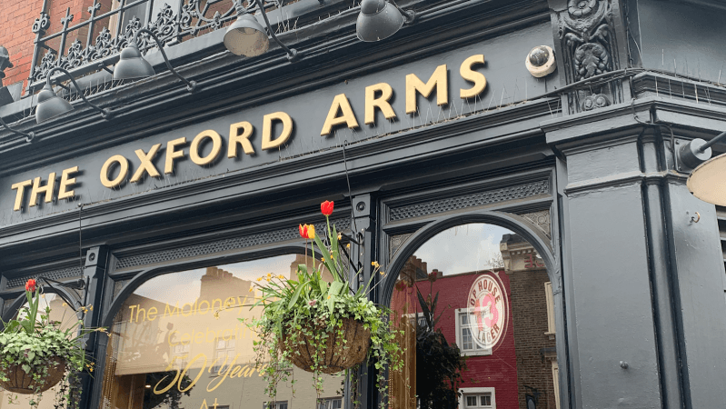 Best Sports Bars in London - Oxford Arms Camden