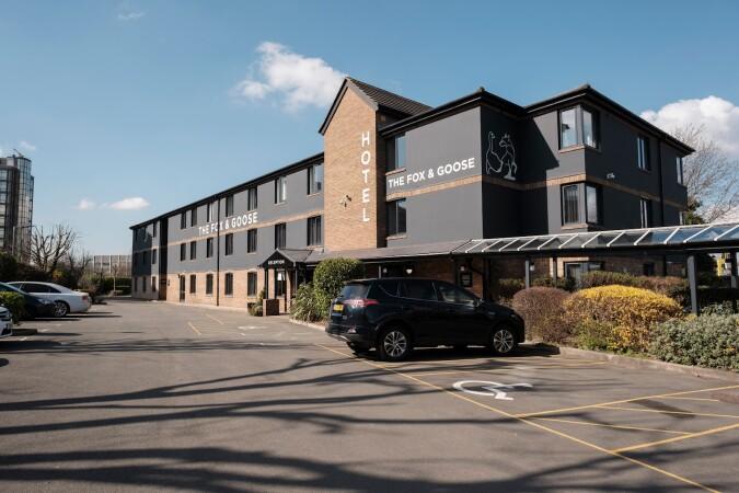 Les Meilleurs Bars à Ealing - Fox and Goose Hotel