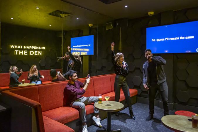 Best Sports Bars in Brighton - Pier Nine Brighton by Grosvenor Casinos