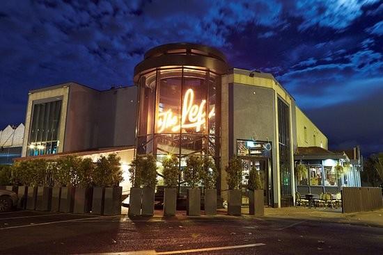 Best Sports Bars in Dublin - The Leopardstown Inn