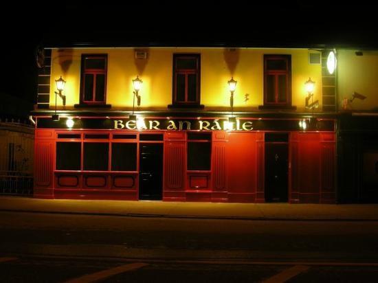 Best Sports Bars in Roscommon - Beár An Ráille - The Railway Bar