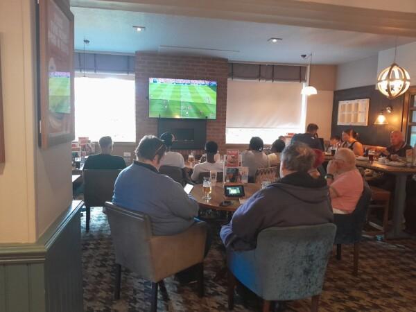 Beste Sportsbars in Peterborough - Halcyon (Peterborough)