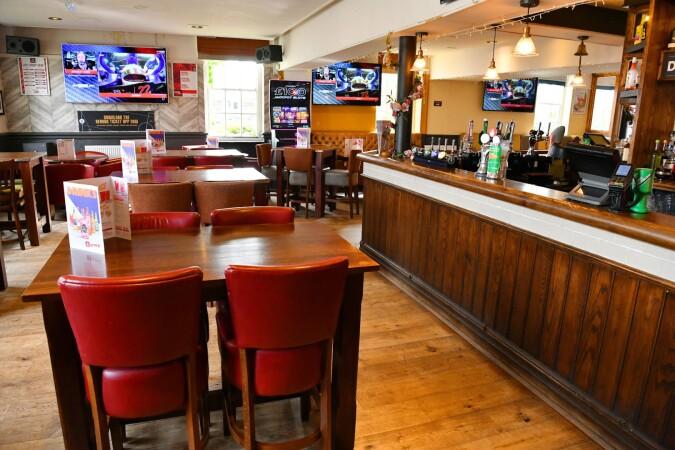 Best Sports Bars in Clacton-on-Sea - Roaring Donkey (Holland-On-Sea)