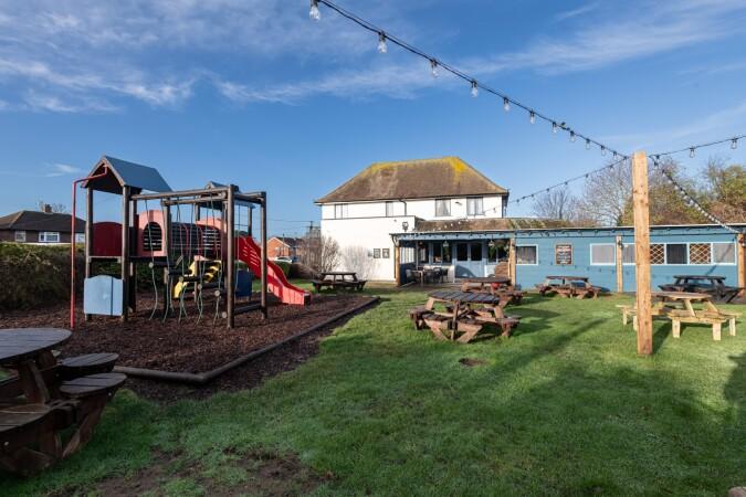 Best Sports Bars in Whitstable - Wheatsheaf (Whitstable)