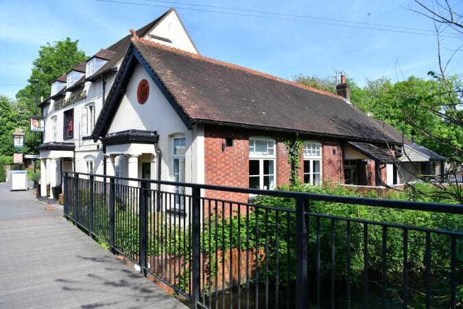 Best Sports Bars in Southampton - Fleming Arms (Southampton)