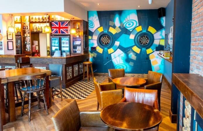 Best Sports Bars in Reading - Victoria Cross (Reading)