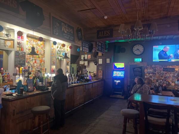 Best Sports Bars in Doncaster - Tut N Shive (Doncaster)