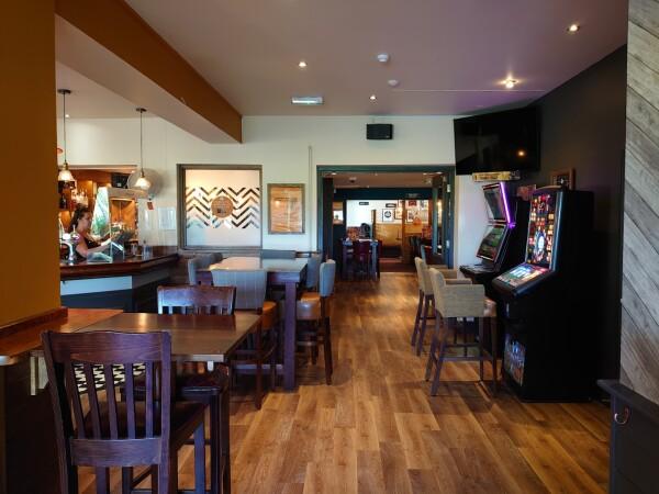 Les Meilleurs Bars à Chatham - Poachers Pocket (Chatham)