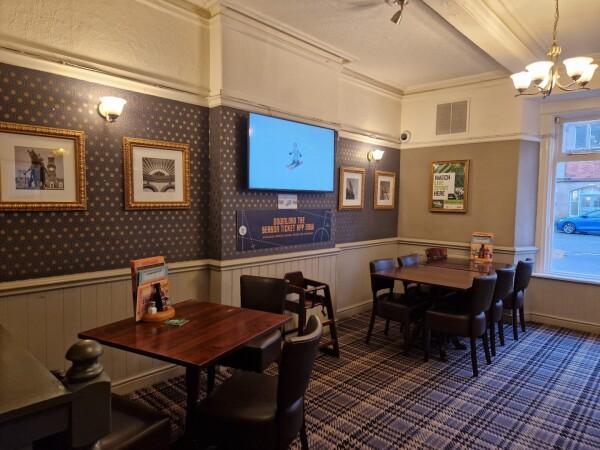 Best Sports Bars in Leeds - Malt Shovel (Leeds)