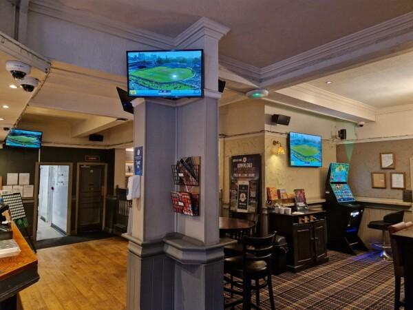 Best Sports Bars in Leeds - Malt Shovel (Leeds)
