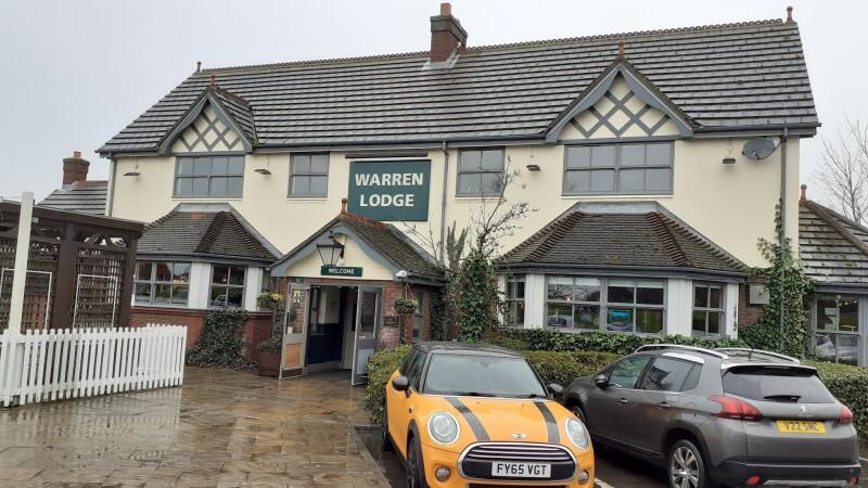 Best Sports Bars in North Lincolnshire - Warren Lodge (Scunthorpe)