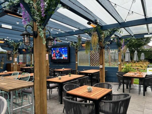 Best Sports Bars in Billericay - Inn on the Green (Billericay)