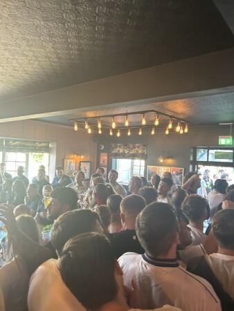 Best Sports Bars in Billericay - Inn on the Green (Billericay)