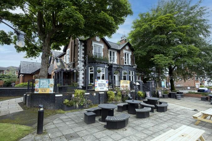 Best Sports Bars in Southport - The Park