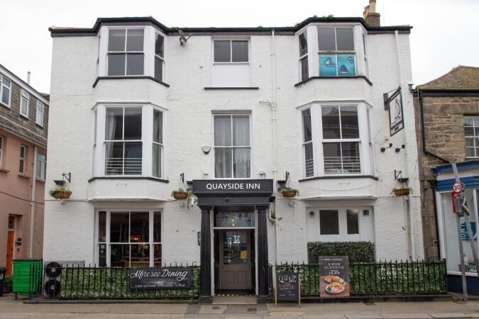 Best Sports Bars in Falmouth - Quayside Inn (Falmouth)