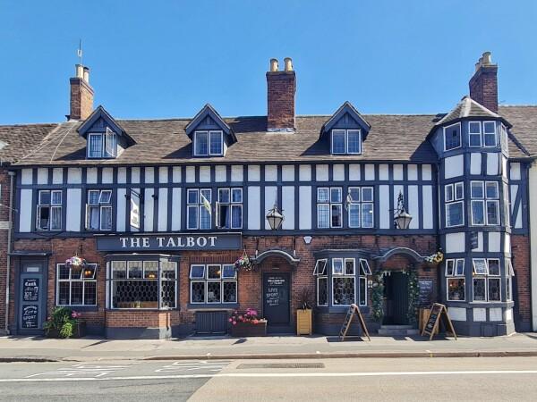 Best Sports Bars in Worcester - Talbot (Worcester)