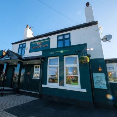 Best Sports Bars in Mansfield - Talbot Inn (Mansfield)