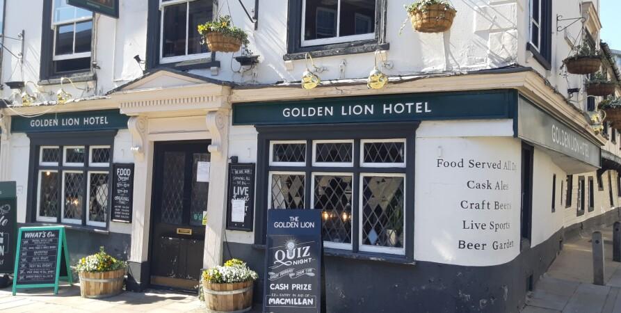 Beste Sportsbars in Romford - Golden Lion (Romford)