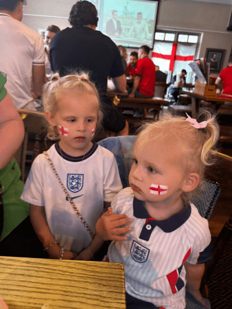 Best Sports Bars in Ruislip - Middlesex Arms (Ruislip)