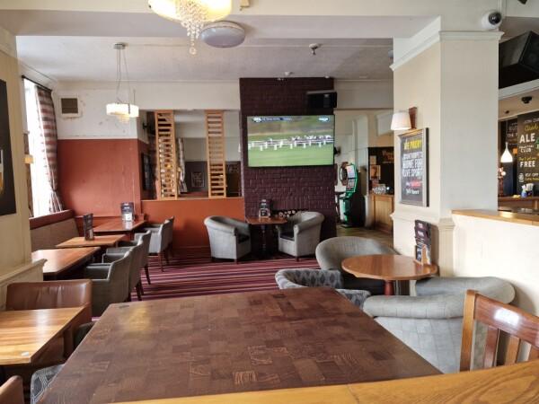 Best Sports Bars in North East Lincolnshire - Priory (Scunthorpe)