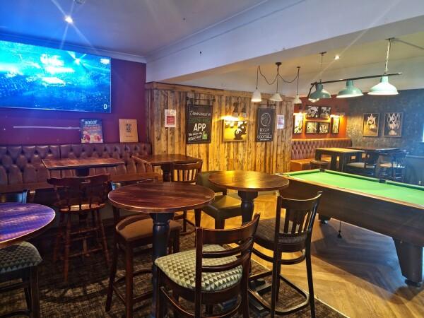 Best Sports Bars in Newport - Man of Gwent (Newport)