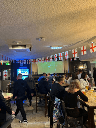 Best Sports Bars in Chorlton-cum-Hardy - Royal Oak (Chorlton Cum Hardy)