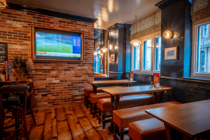 Best Sports Bars in Leeds - Griffin (Leeds)