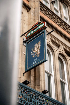 Best Sports Bars in Leeds - Griffin (Leeds)