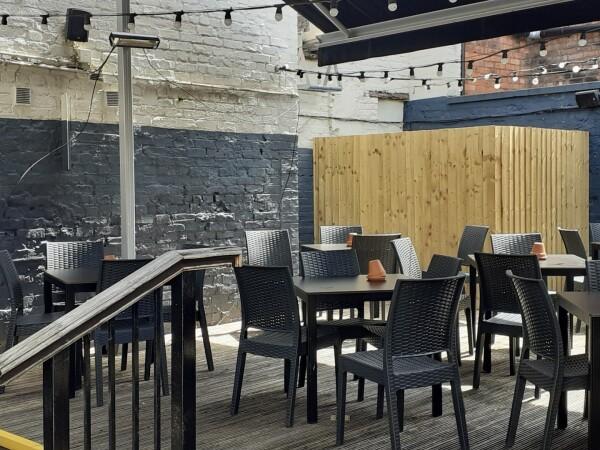 Best Sports Bars in Chester - Watergates Bar (Chester)