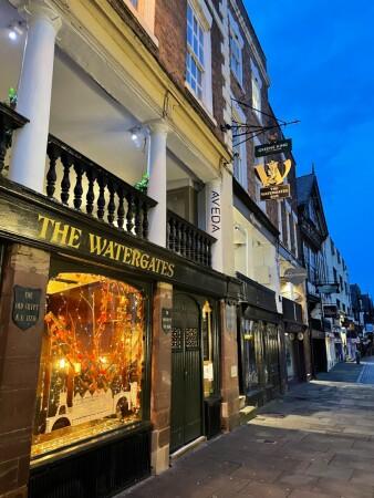 Best Sports Bars in Chester - Watergates Bar (Chester)