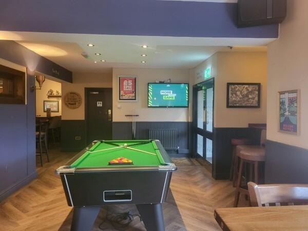 Best Sports Bars in Broughton - Broughton Hotel Hungry Horse (Milton Keynes)
