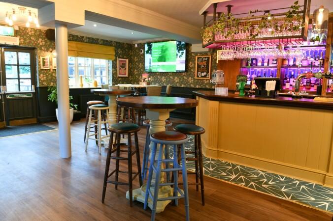 Best Sports Bars in Bedford - Anchor (Bedford)