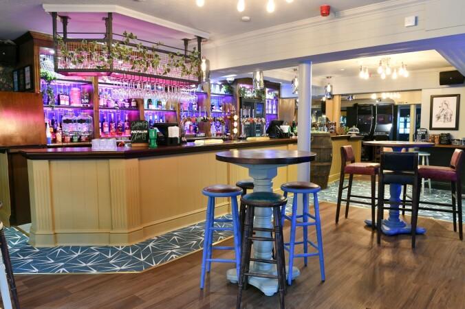 Best Sports Bars in Bedford - Anchor (Bedford)