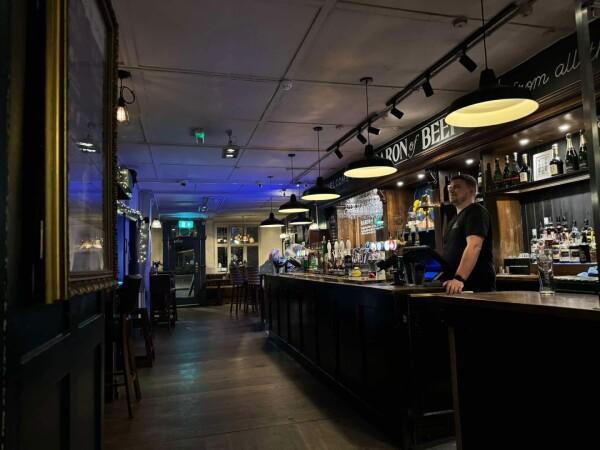 Best Sports Bars in Cambridge - Baron Of Beef (Cambridge)