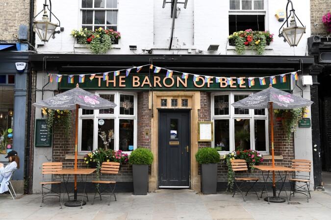 Best Sports Bars in Cambridge - Baron Of Beef (Cambridge)