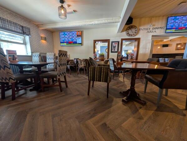 Best Sports Bars in Nelson - Thatch & Thistle (Nelson)