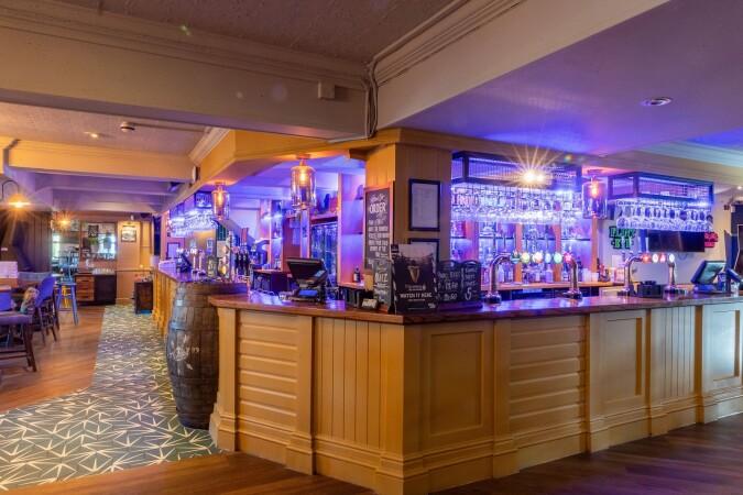 Best Sports Bars in Abingdon - Boundary House (Abingdon)