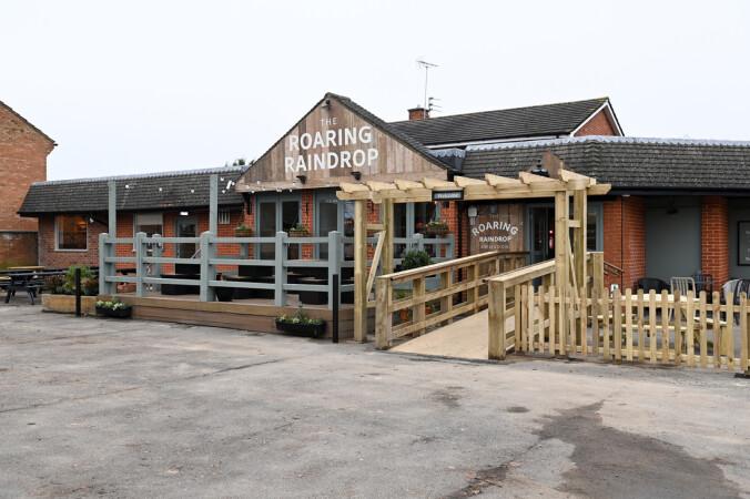 Best Sports Bars in Abingdon - Roaring Raindrop (Abingdon)